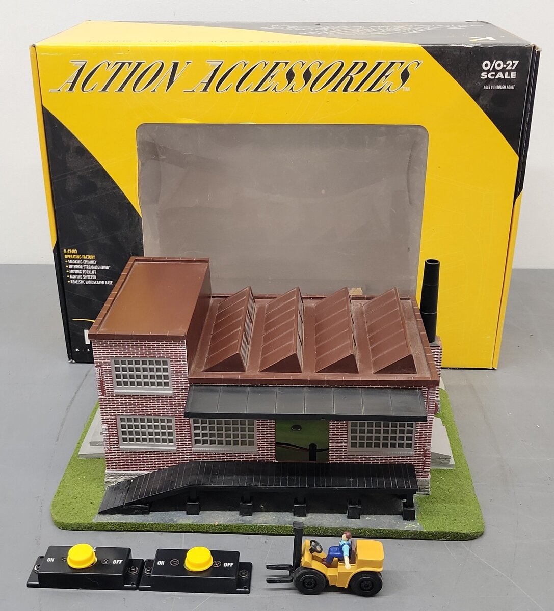 K-Line K42403 O Gauge Operating Factory Building EX/Box