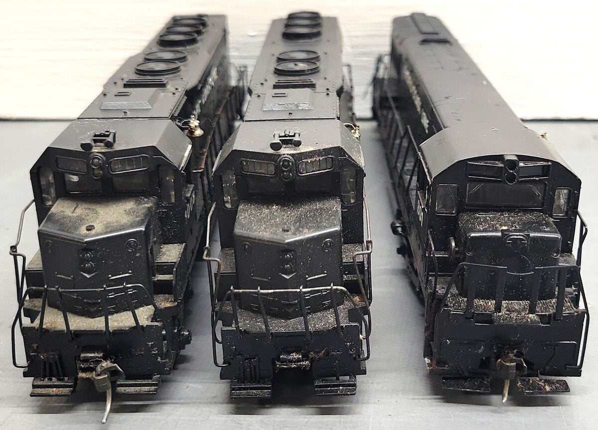HO Scale Assorted Pacific Coast Line Diesel Locomotives: 801, 1008, 1419 [3] EX