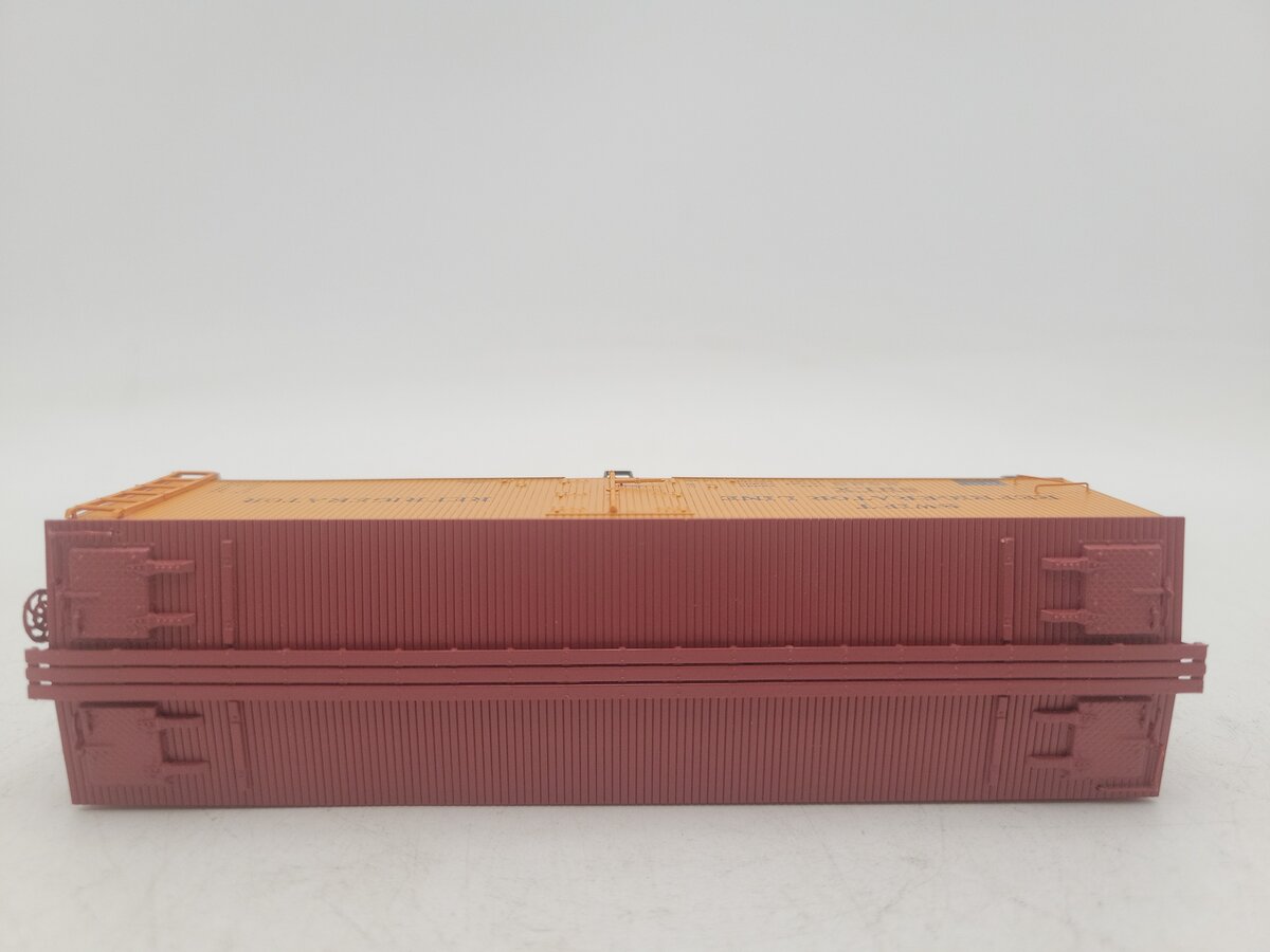 Rapido Trains 121044 HO Swift SRLX 37' Wood Meat Reefer #2825 EX/Box