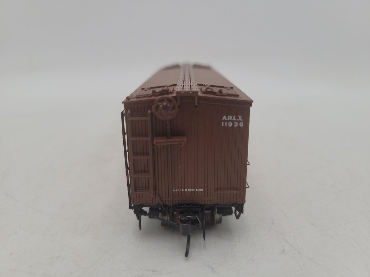 Rapido Trains 121027-3 HO Armour ARLX General American 37' Wood Meat Reefer EX/Box