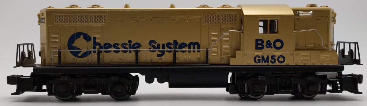 Lionel 6-8359 O Gauge Chessie System GM Gold GP7 Diesel Engine EX/Box