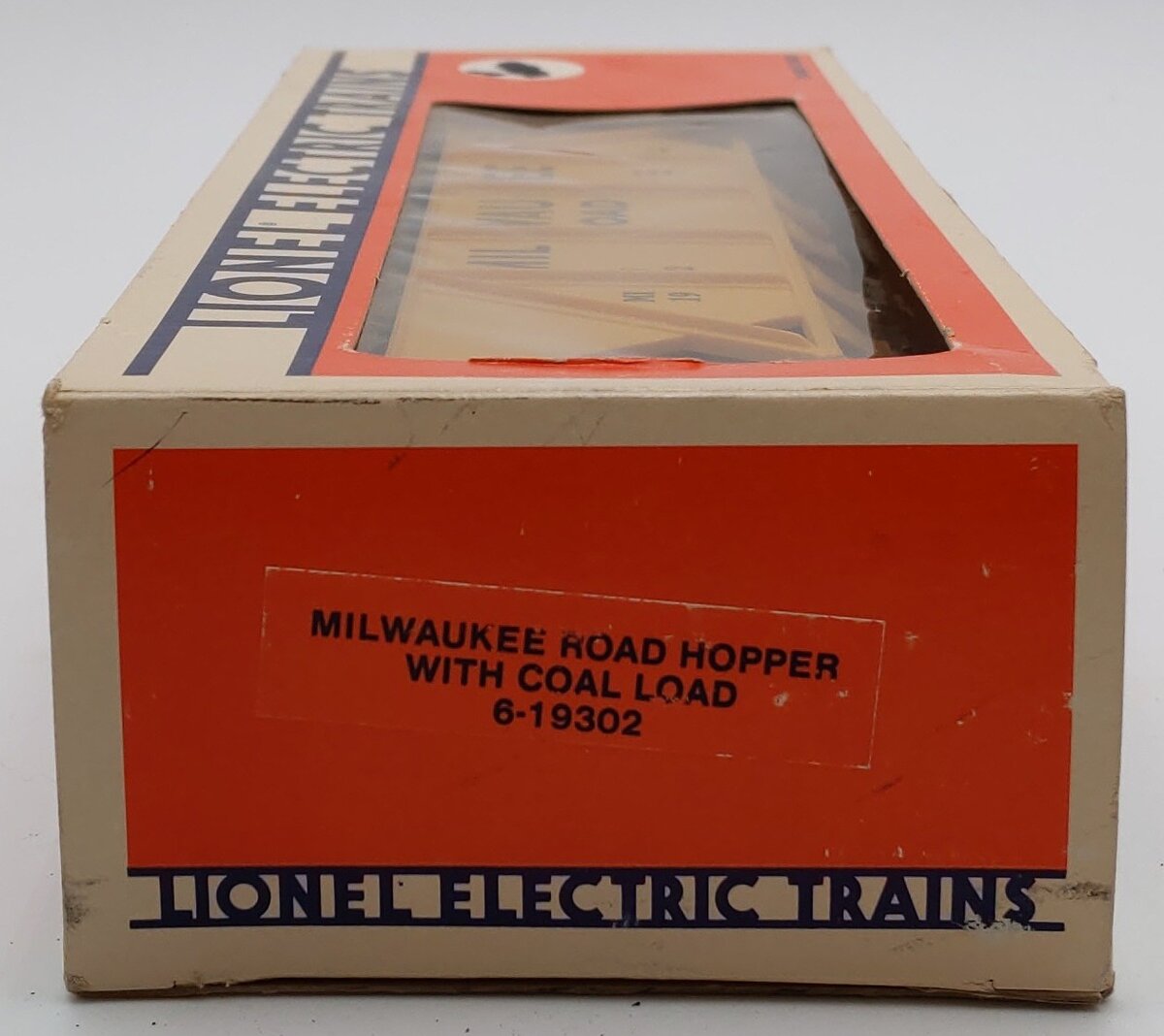 Lionel 6-19302 O Gauge Milwaukee Road Hopper #19302 with Coal Load EX/Box