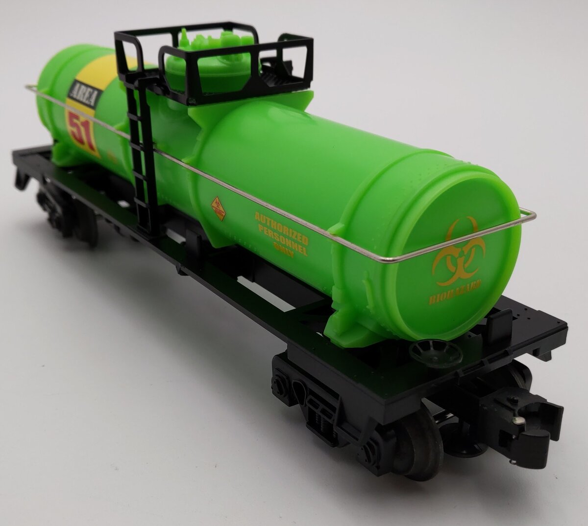 Lionel 6-19643 Alien Area 51 Single Dome Tank Car LN/Box