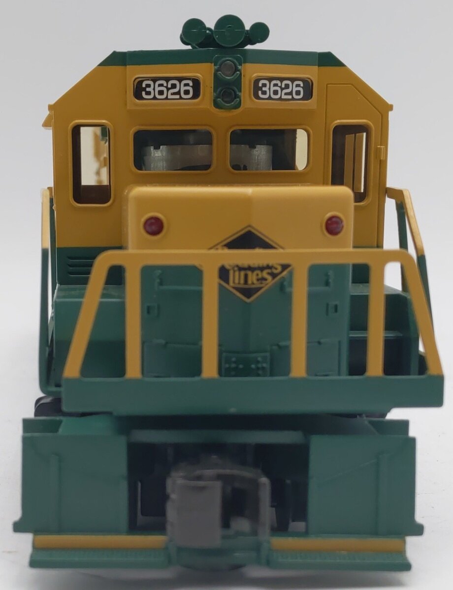 Williams GP3817 "O" Reading GP38 Powered Locomotive W/ Horns EX/Box