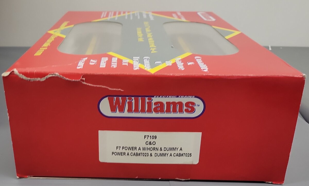 Williams F7109 C&O F7 AA Diesel Locomotive Set EX/Box
