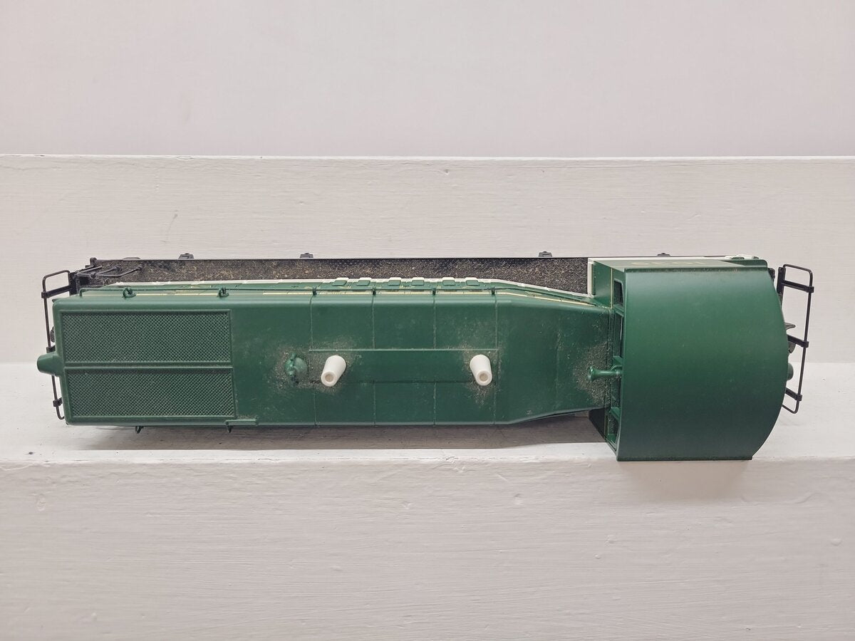 MTH 30-2157-0 Southern NW-2 Diesel Switcher w/Horn #1039 EX/Box