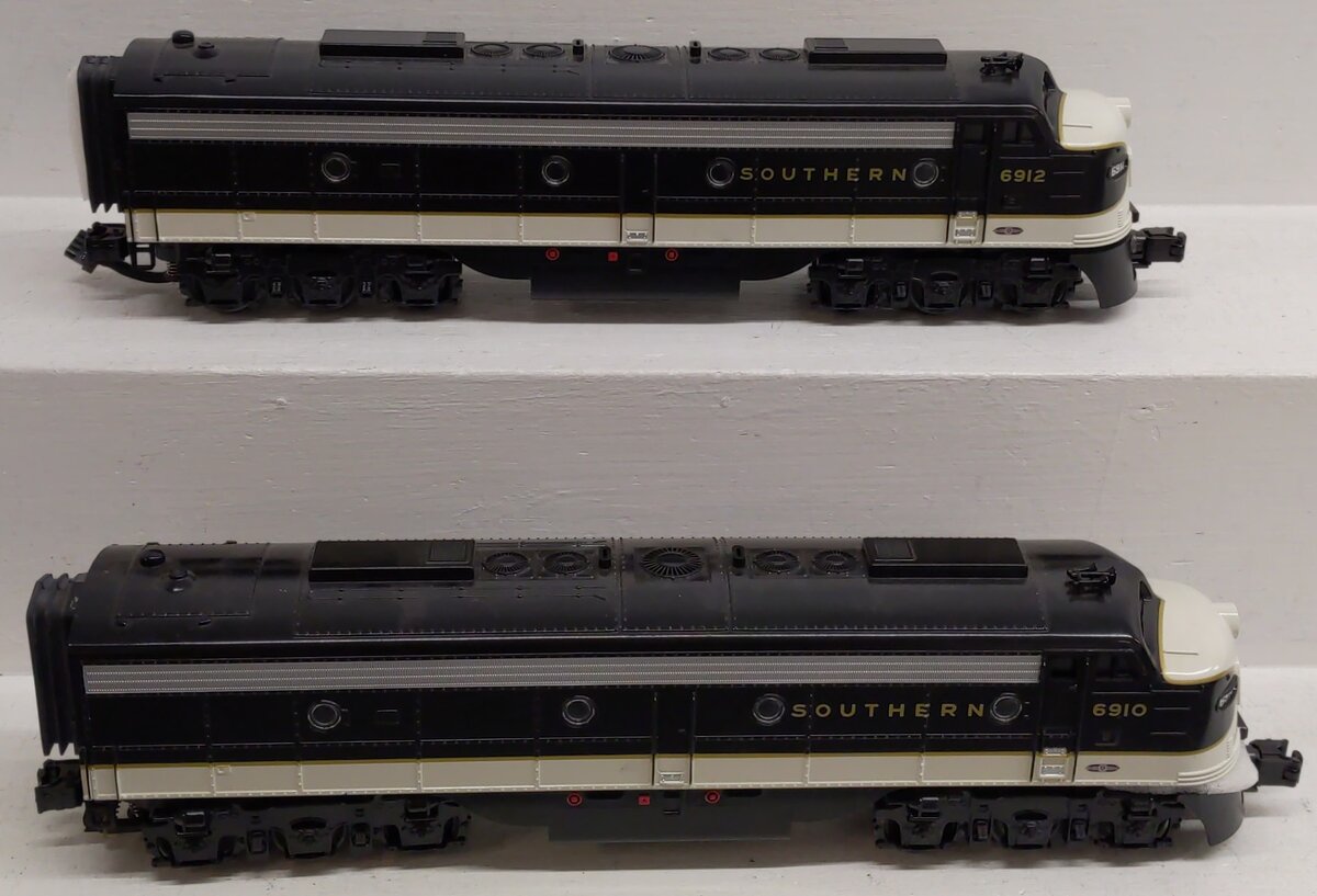 MTH 30-2839-1 Southern E-8 AA Diesel Engine Set w/Proto-Sound 2.0 #6910/6912 EX/Box