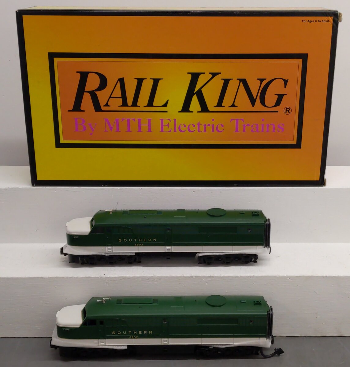 MTH 30-2151-0 Southern Alco PA AA Diesel Engine Set w/Horn #6902/6903 - 3-Rail EX/Box