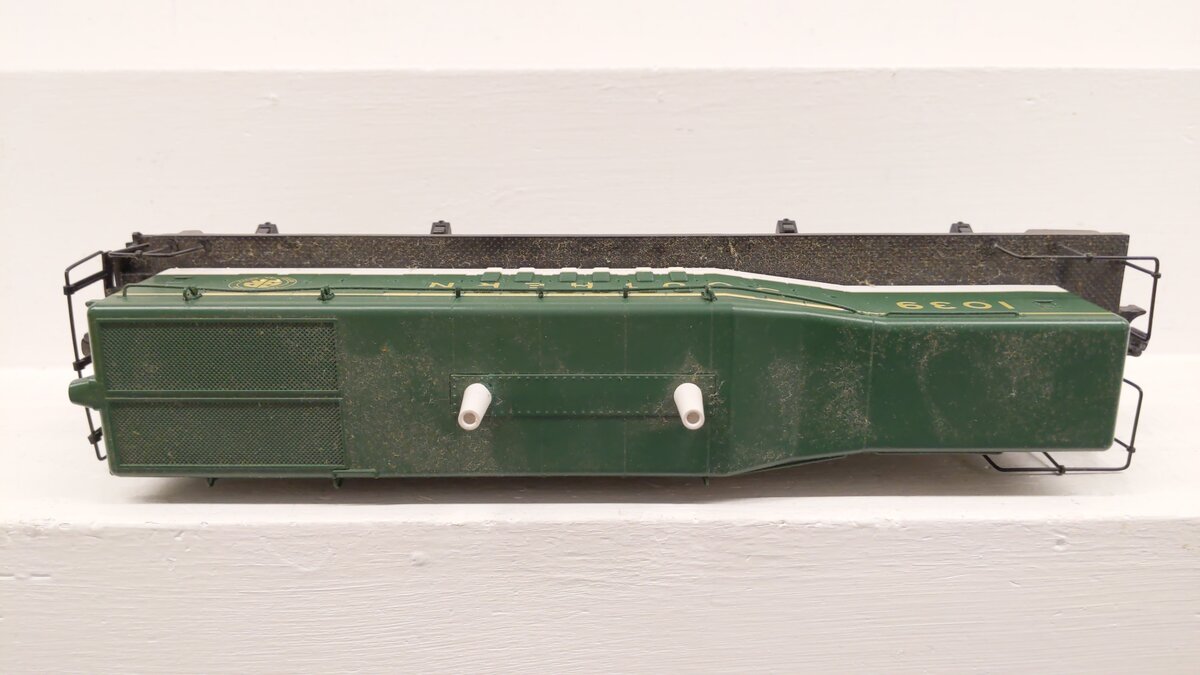 MTH 30-2157-3 Southern NW-2 Calf Non-Powered Diesel Switcher #1039 EX/Box