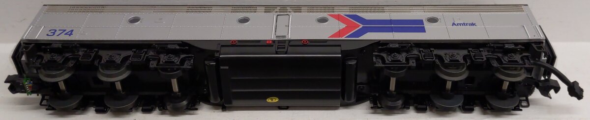 MTH 20-20049-3 O Gauge Amtrak E-8 B-Unit Non-Powered Diesel Engine #374 EX/Box