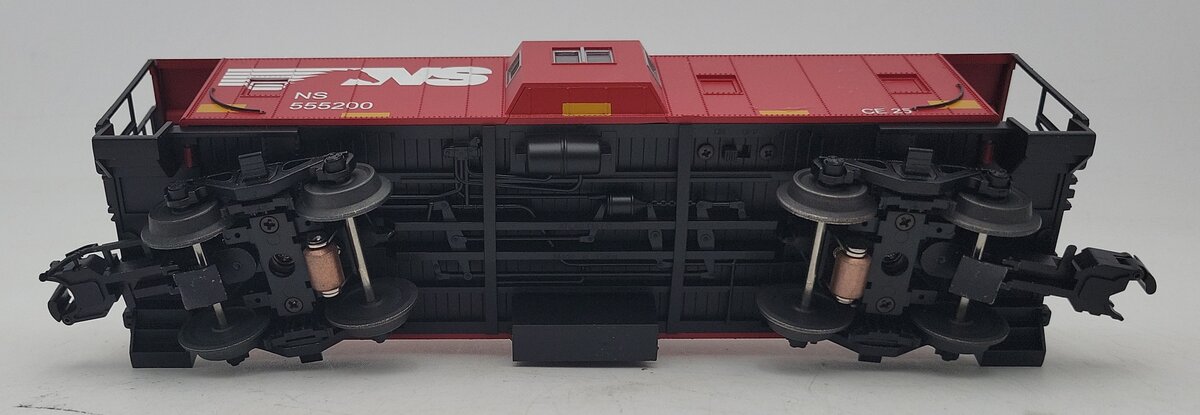 Atlas 2001739 O Norfolk Southern Trainman® Bay Window Caboose 3-Rail LN/Box