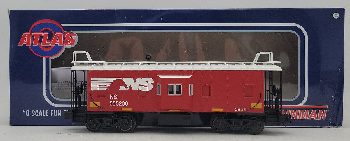 Atlas 2001739 O Norfolk Southern Trainman® Bay Window Caboose 3-Rail LN/Box