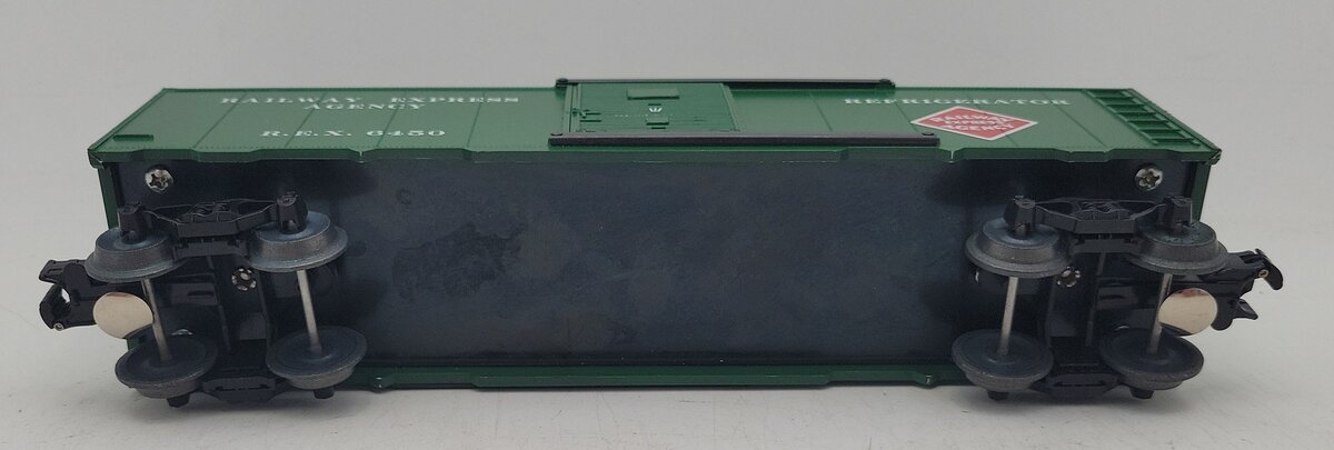 KMT 72 O Gauge Railway Express Agency Boxcar #6450 EX