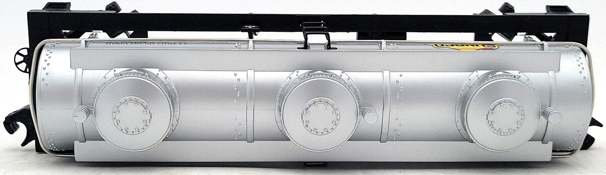 Williams GMFRT-2 Sunoco Triple Dome Tank Car LN/Box