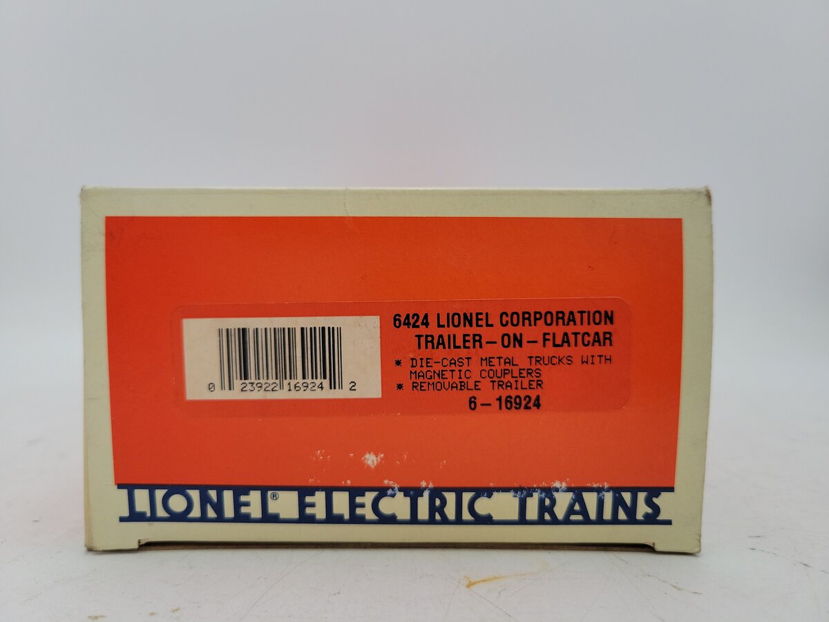 Lionel 6-16924 O Gauge Lionel Flatcar #6424 with Lionel Corporation Trailer VG/Box