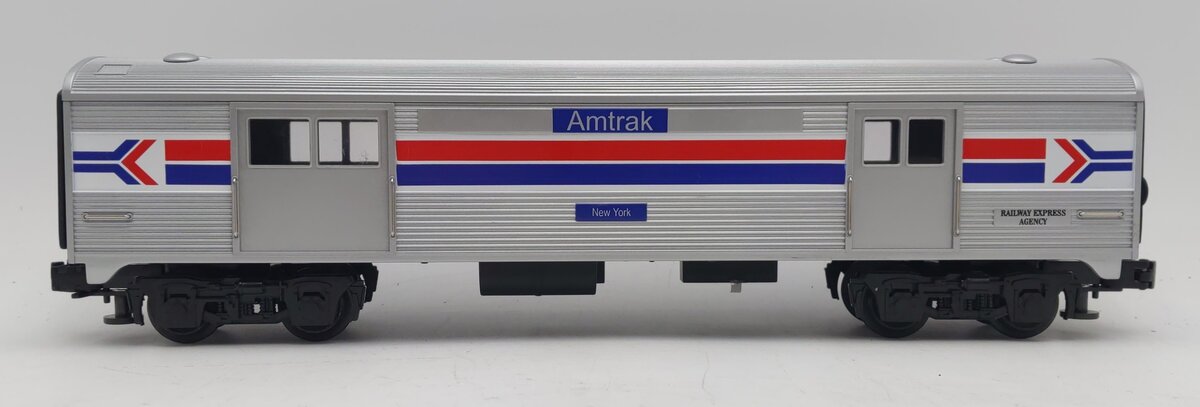MTH 30-6000 O Gauge Amtrak "New York" Streamlined Baggage Car EX/Box