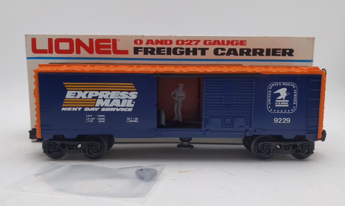 Lionel 6-9229 O Gauge Operating USPS Express Mail Boxcar LN/Box