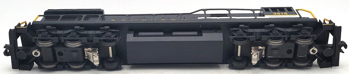 Williams U2017 O Gauge Southern U33C Non-Powered Diesel Locomotive #3918 VG/Box
