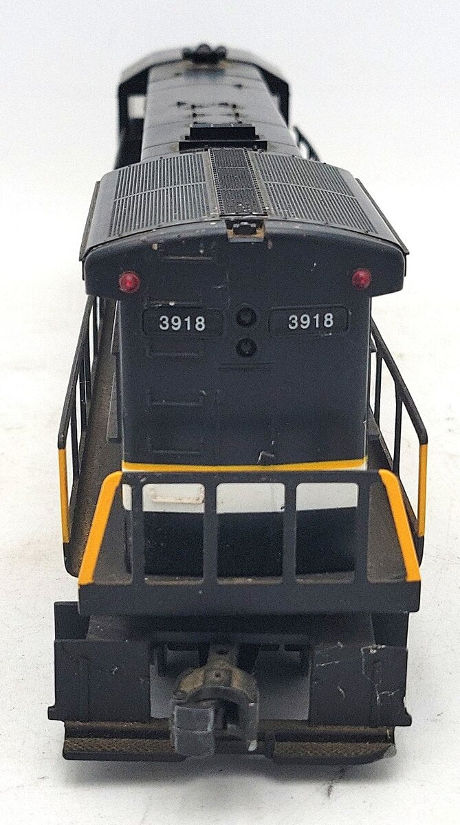 Williams U2017 O Gauge Southern U33C Non-Powered Diesel Locomotive #3918 VG/Box