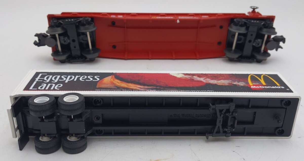 MTH 30-7696 O Gauge McDonald's Flatcar w/Trailer EX/Box