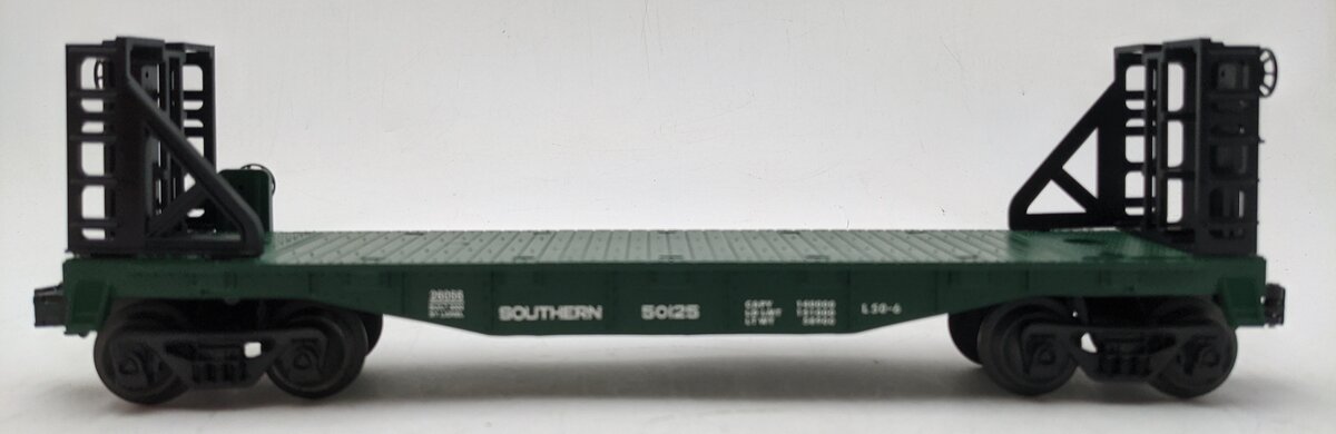 Lionel 6-26056 Southern Flatcar with Bulkheads & Stakes EX/Box