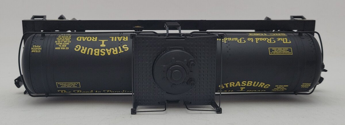 RMT 96899-40 O Strasburg Railroad Single Dome Tank Car EX/Box