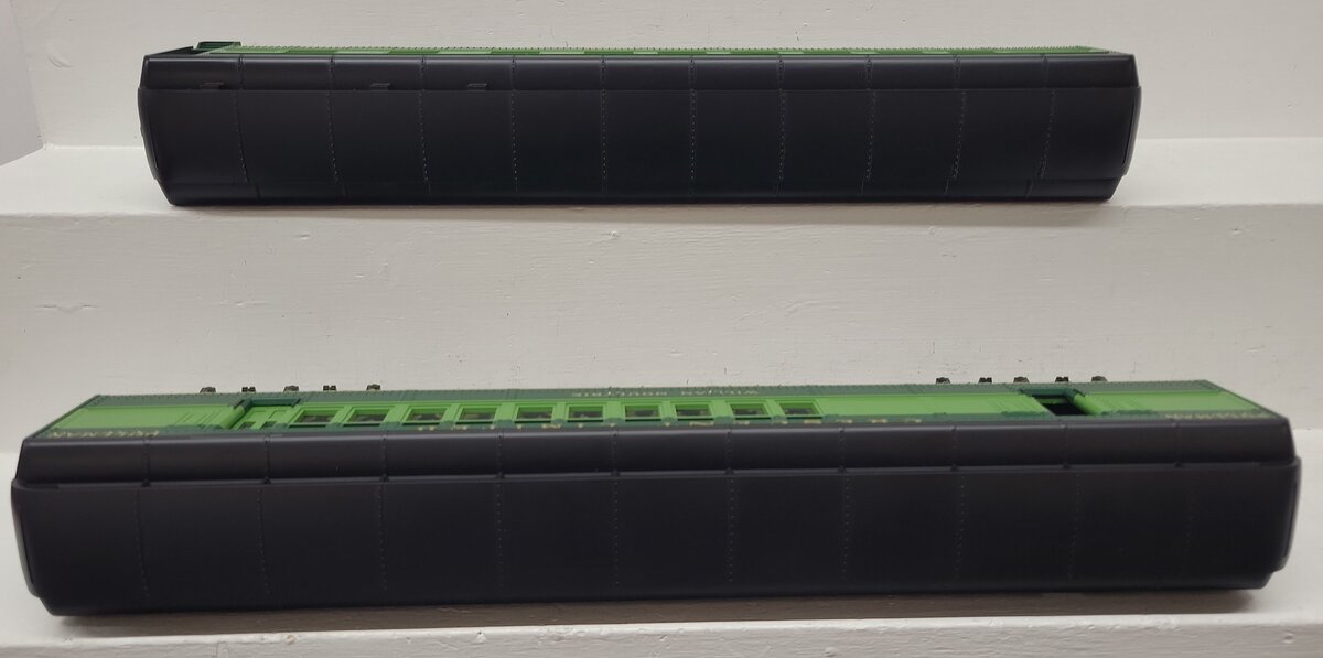 MTH 20-4108 O Gauge Southern Crescent Madison Combine/Diner 2-Car Set/Box