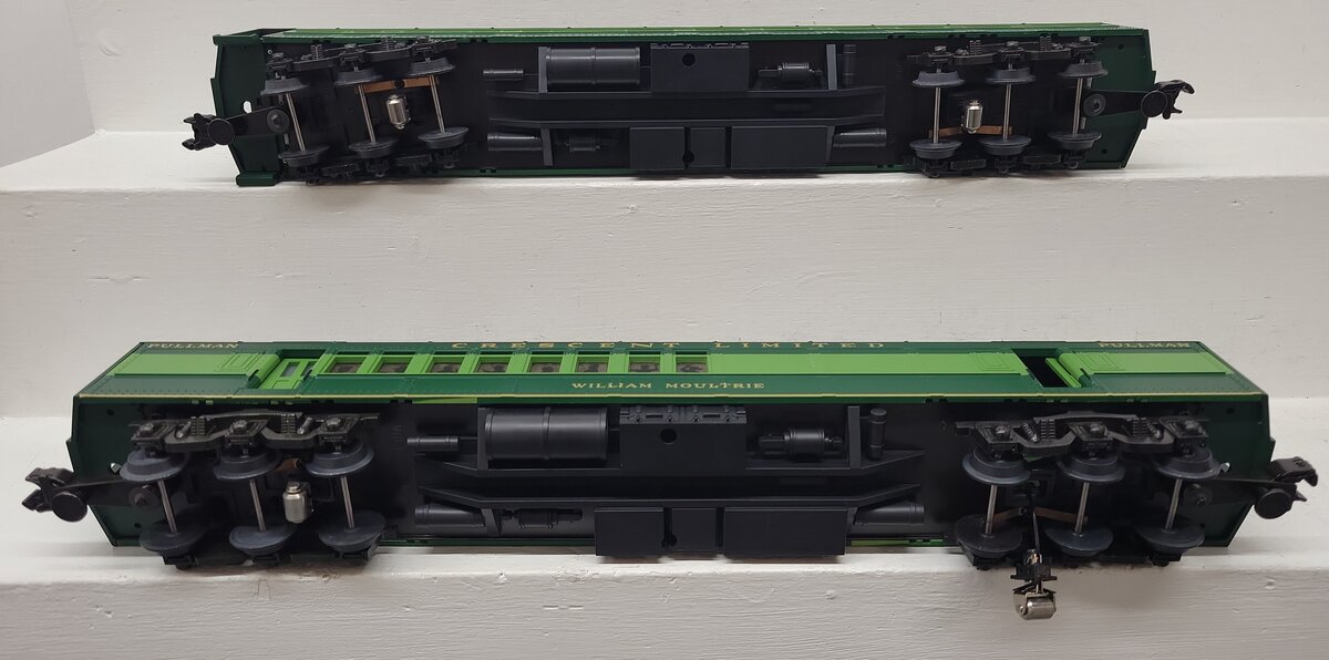 MTH 20-4108 O Gauge Southern Crescent Madison Combine/Diner 2-Car Set/Box