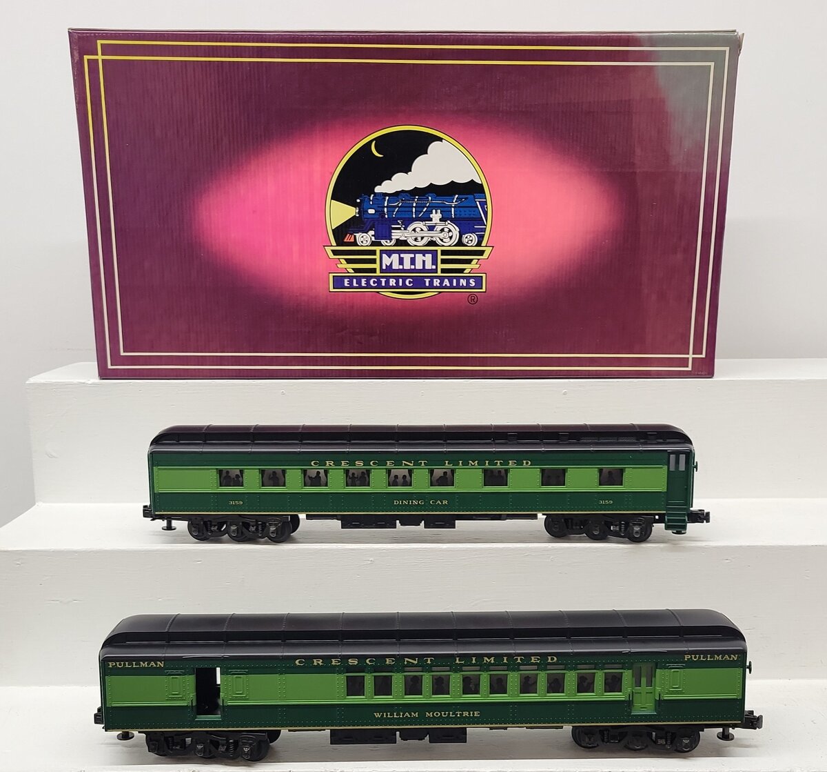 MTH 20-4108 O Gauge Southern Crescent Madison Combine/Diner 2-Car Set/Box