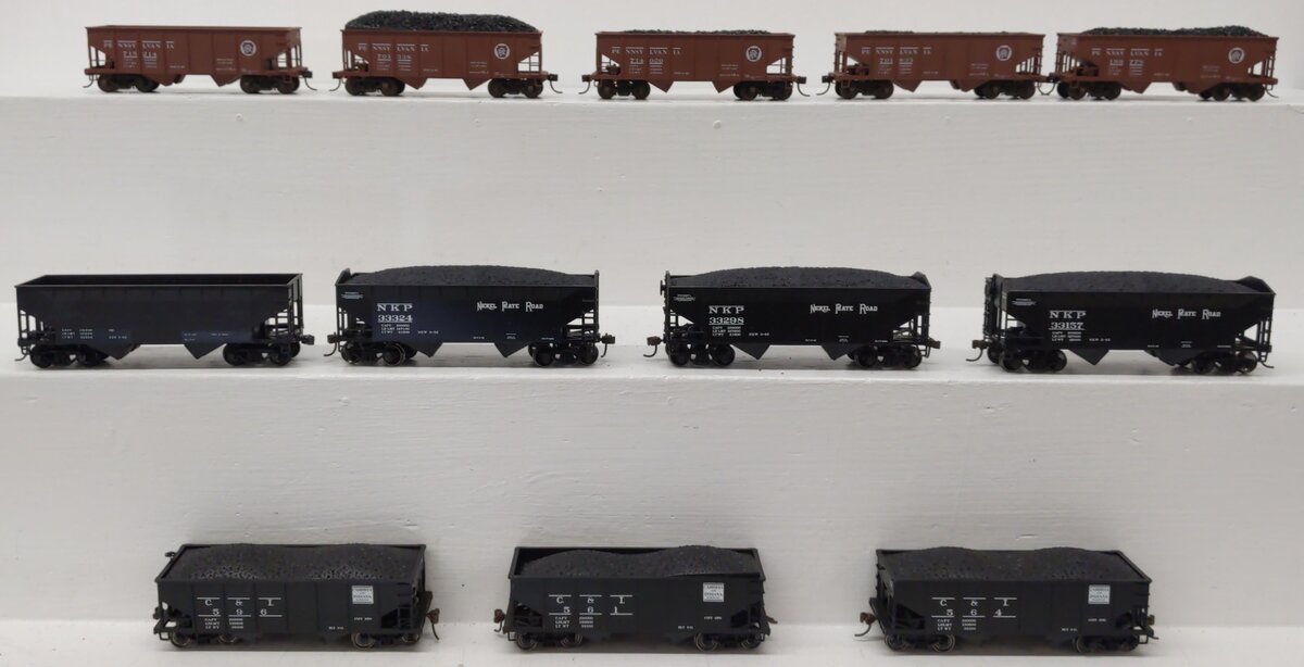 Bowser & Other HO Scale Assorted Hopper Cars: 33324, 33298, 33157, 596, 561 [12] VG