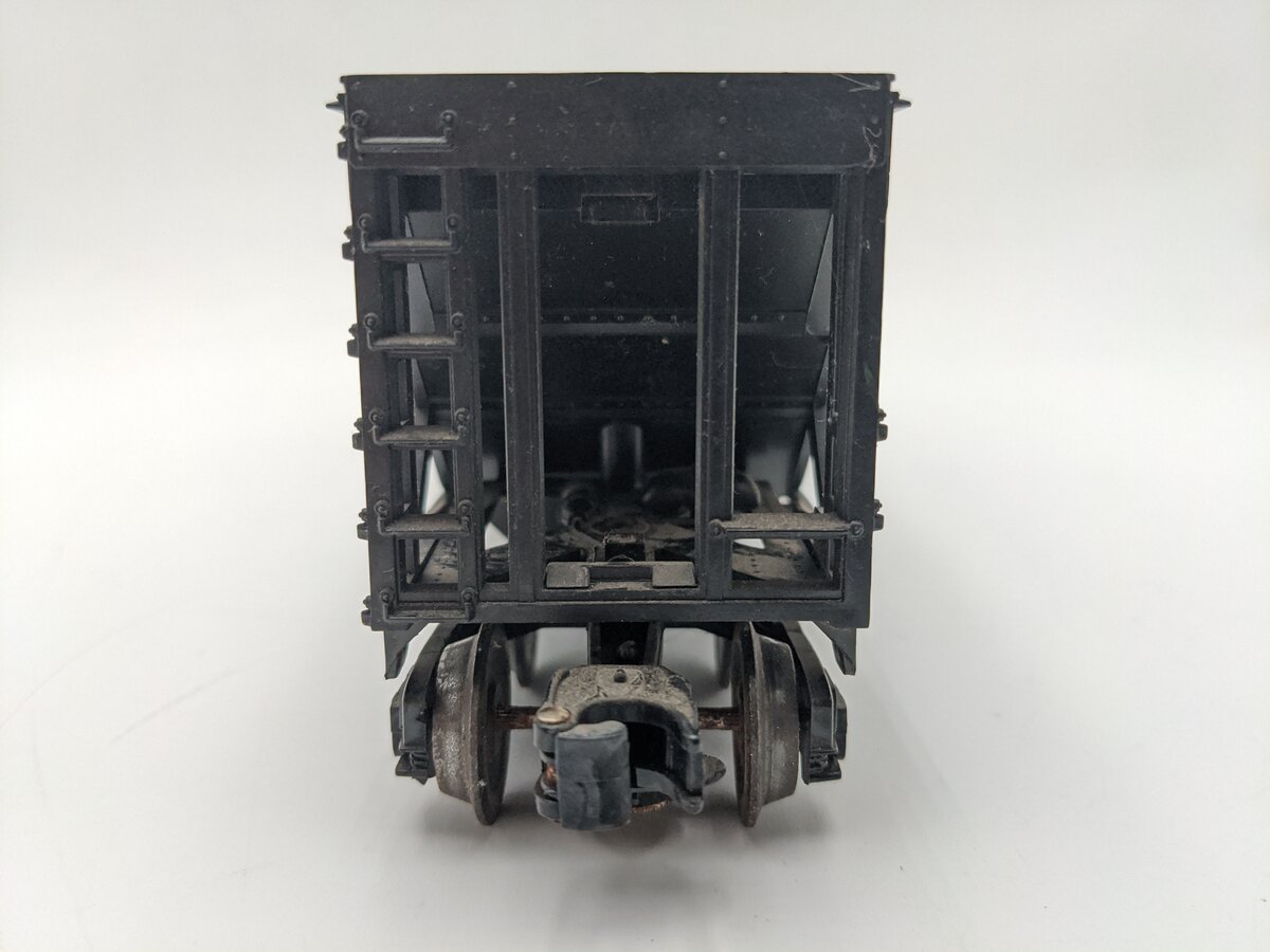 Lionel 6-9374 O Gauge Reading 4-Bay Covered Hopper VG