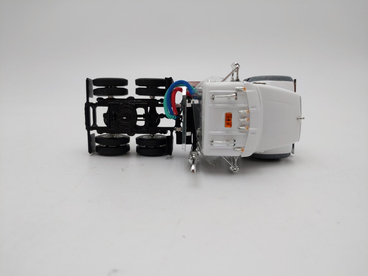 First Gear 50-3115C 1:50 Diecast 6x4 Cab Only White Mack Granite MP LN/Box