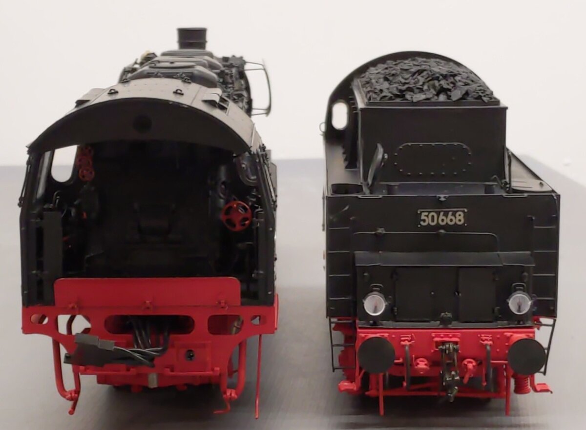 Lionel 6-18031 O Deutsche Bundesbahn 2-10-0 BR-50 Steam Loco. & Tender w/DisCase EX/Box