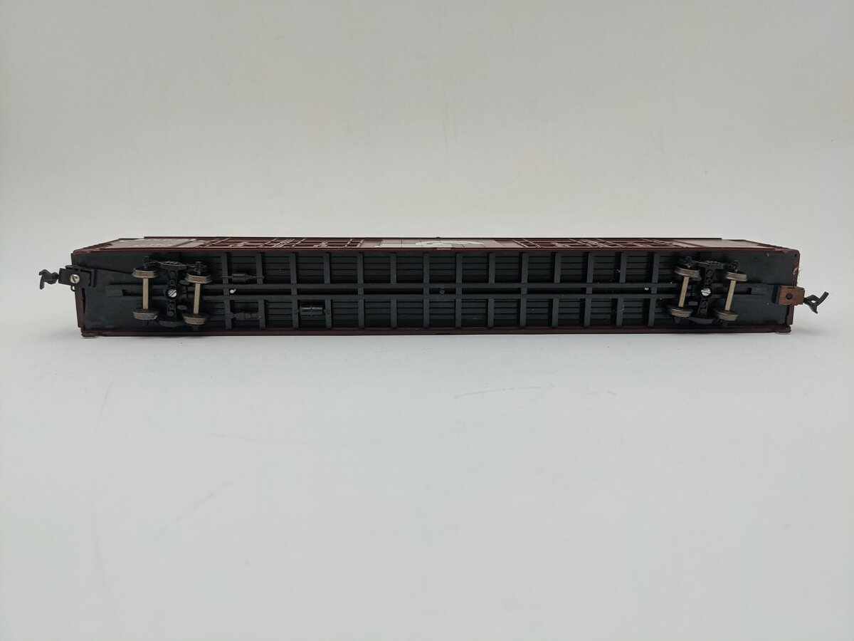 Walthers 293755 HO Scale Conrail Refrigerator Car #293755 VG