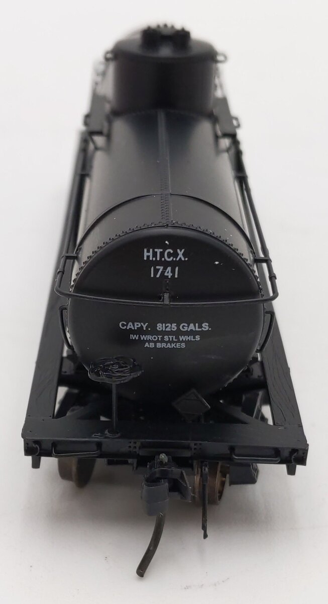 InterMountain 46306-08 HO Scale Harbor Tank Line Type 27 Riveted Tank Car #1741 EX/Box