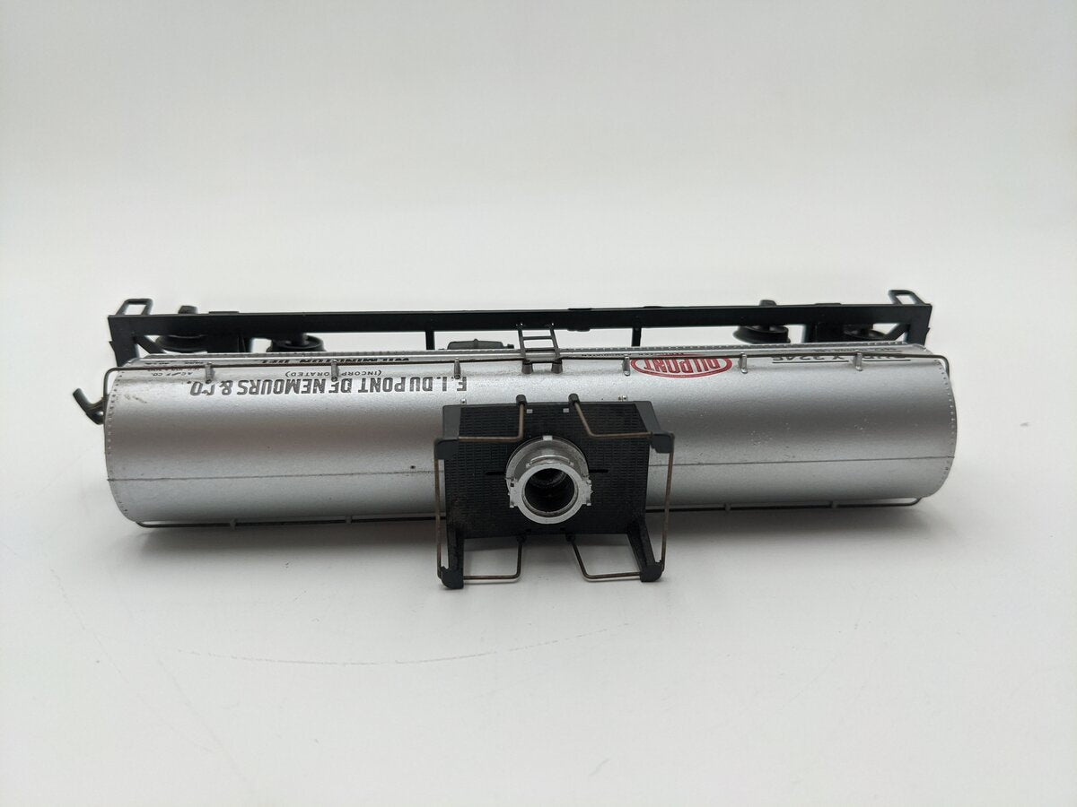 Athearn 1553 HO DuPont Chemical Tank Car Kit #X3246 EX