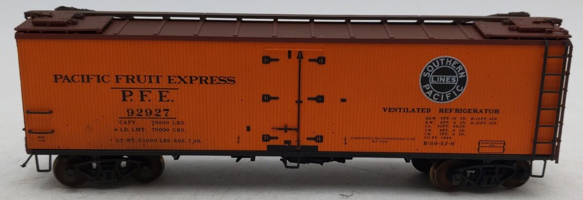 Red Caboose 34124-5 HO Pacific Fruit Express Herald Car #92927 - Weathered