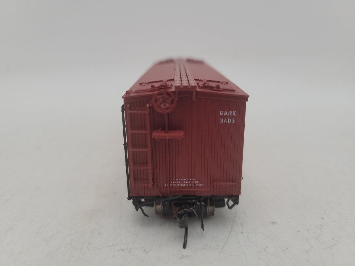 Rapido Trains 121025-2 HO Scale "Abraham Bros Packing" Meat Reefer Car #3405 EX/Box