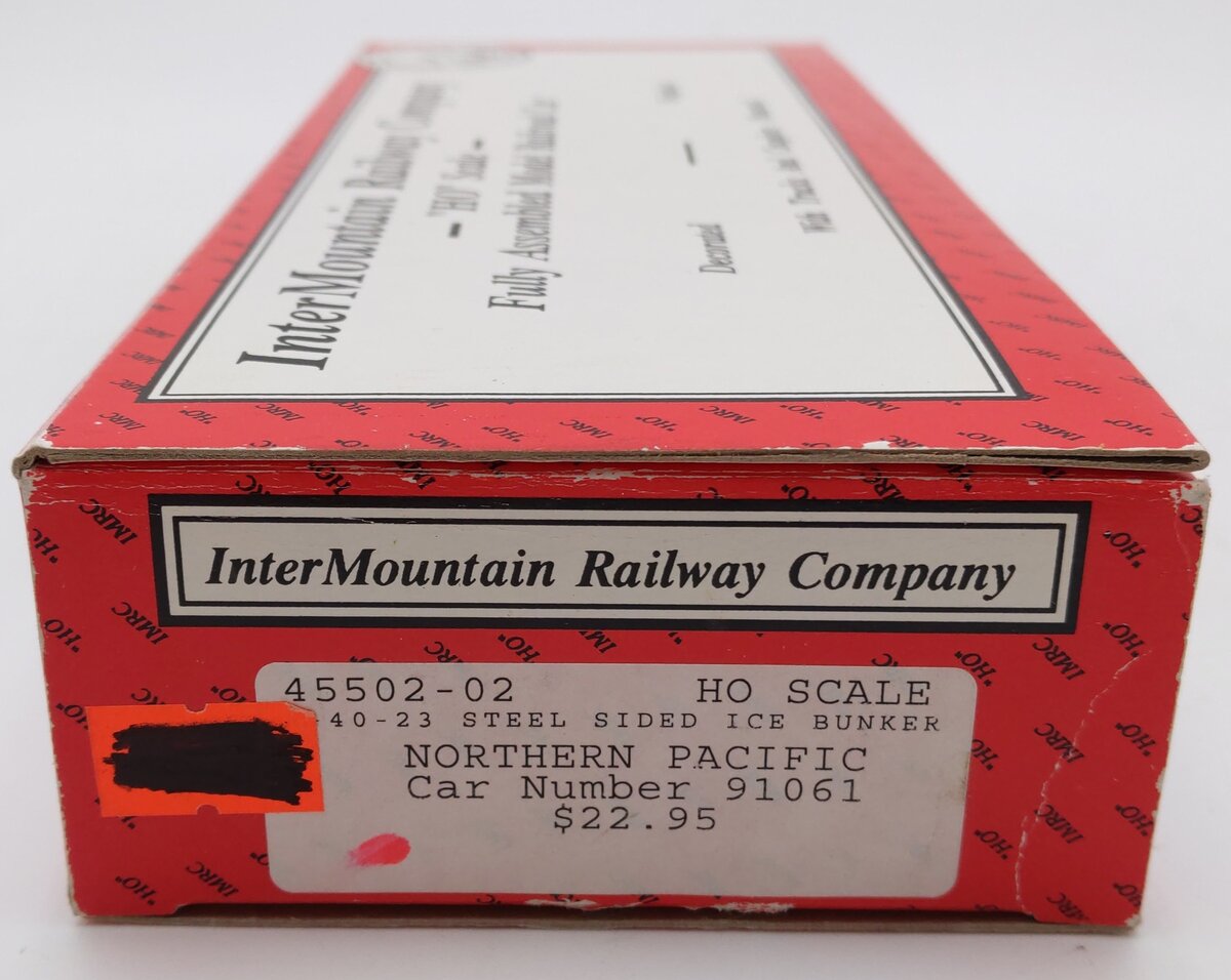 InterMountain 45502-02 Northern Pacific Steel Sided Ice Bunker Car #91061 EX/Box