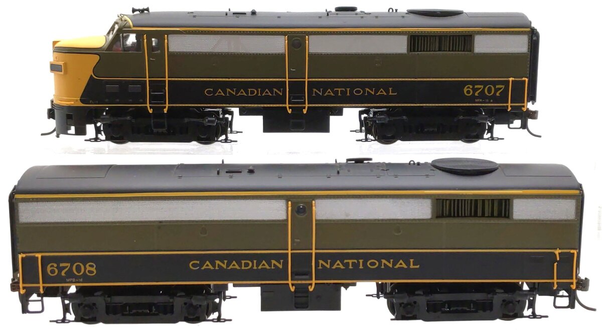 Proto 2000 HO Scale Canadian National Diesel Locomotive Set EX
