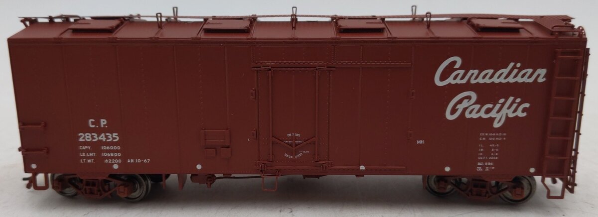 True Line Trains 283435 CPR 8 Hatch Reefer Car EX
