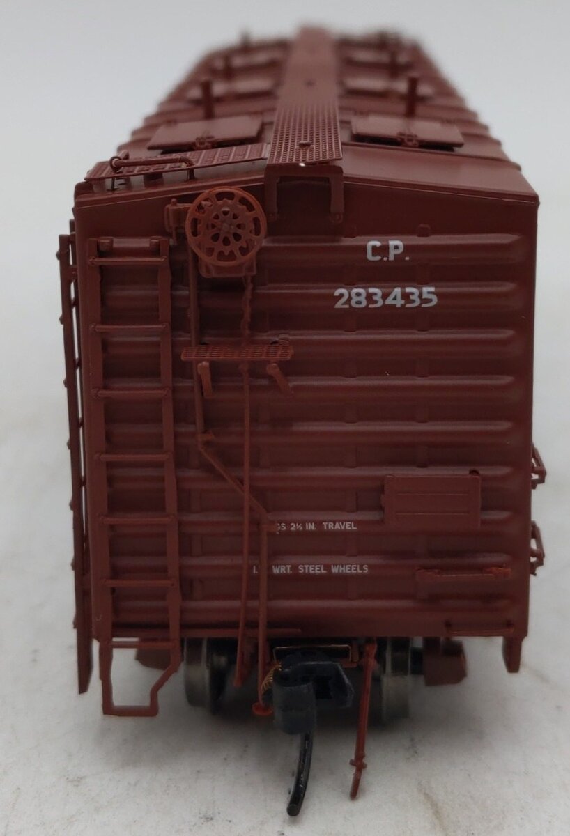 True Line Trains 283435 CPR 8 Hatch Reefer Car EX