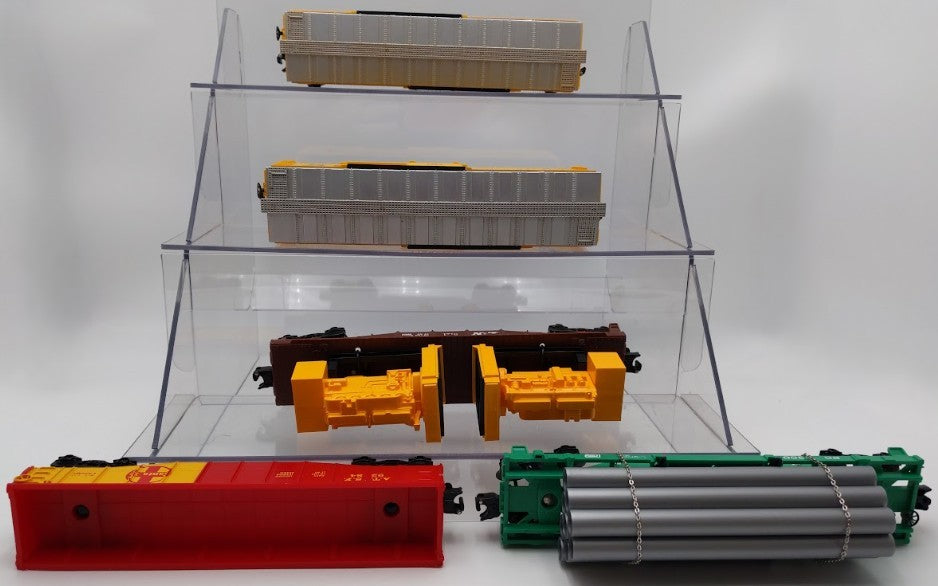 Assorted Lionel O Gauge MPC Freight Cars [5] VG