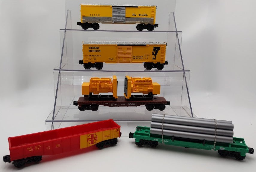 Assorted Lionel O Gauge MPC Freight Cars [5] VG
