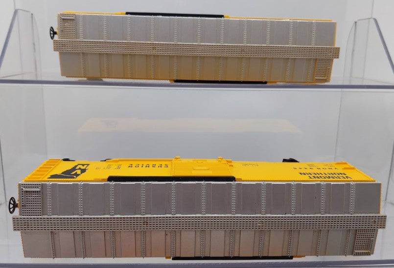 Assorted Lionel O Gauge MPC Freight Cars [5] VG