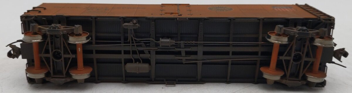 InterMountain 46702P-26 HO Weathered Pacific Fruit Express Reefer Car #42221/Box