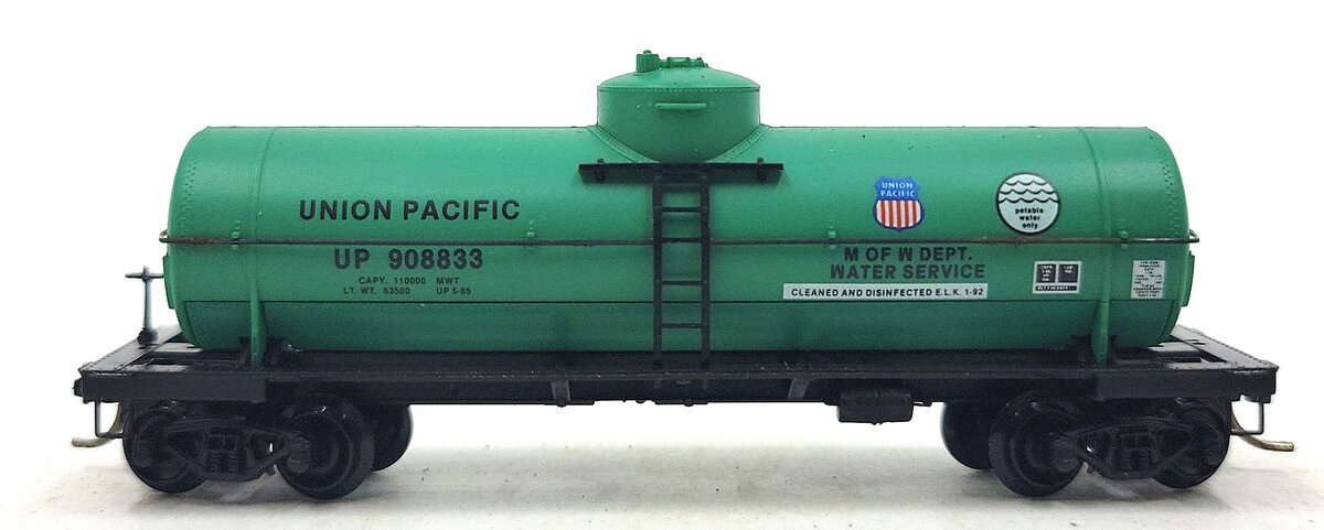 Micro-Trains 06500340 N Union Pacific 39' Single Dome Tank Car #908833 LN/Box