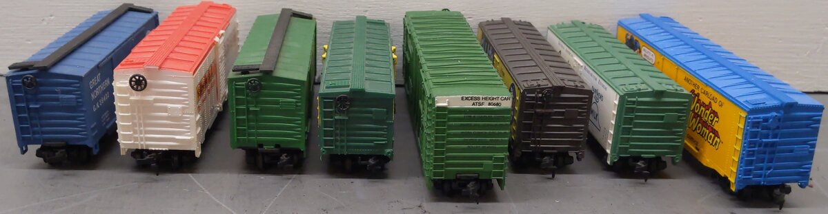 HO Scale Assorted Boxcars #39402, #80680, #20033, #72904, #93391 [7] EX