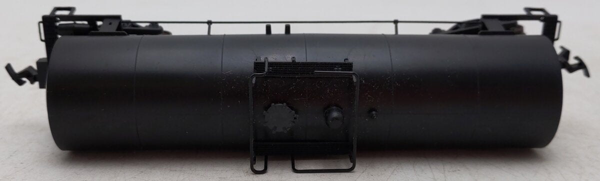 Atlas 1700 HO Scale Undecorated Tank Car VG/Box
