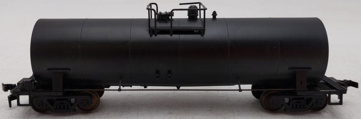 Atlas 1700 HO Scale Undecorated Tank Car VG/Box